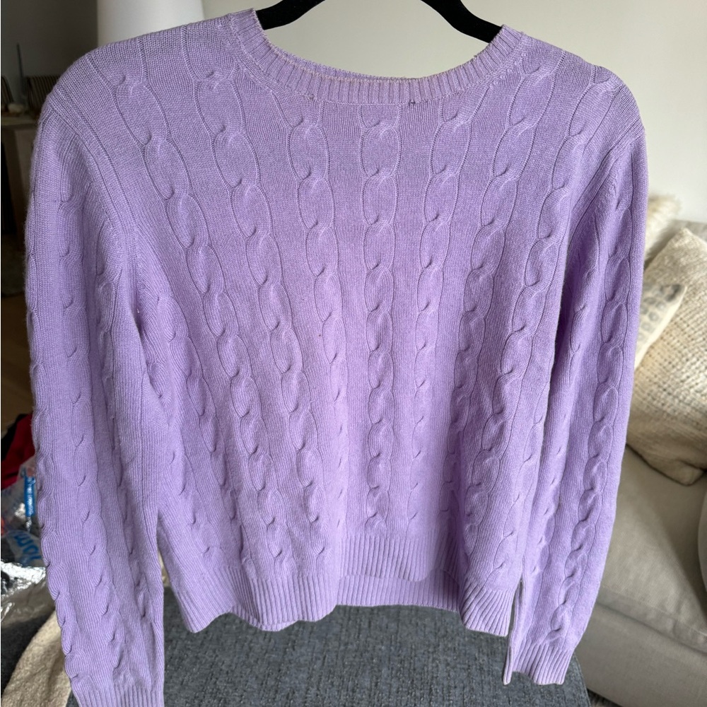 NEIMAN MARCUS CASHMERE SWEATER